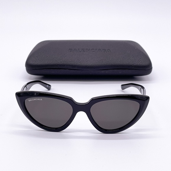 NEW BALENCIAGA BB0182S 001 BLACK CAT EYE FRAME SUNGLASSES BALENCIAGA - Picture 2 of 13